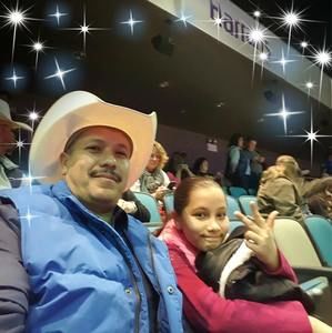 Meet your Posher, Horacio